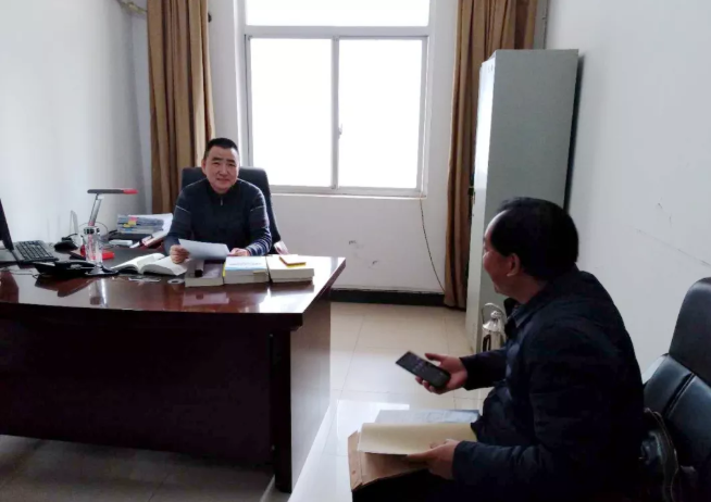 胡晓波.png